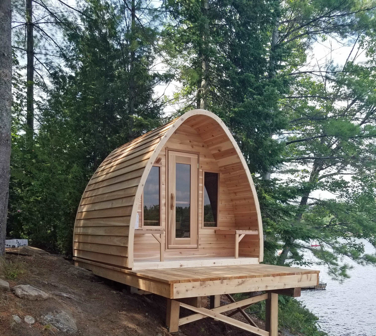 Dundalk 8x8 (244x244cm) POD Sauna -Knotty Cedar