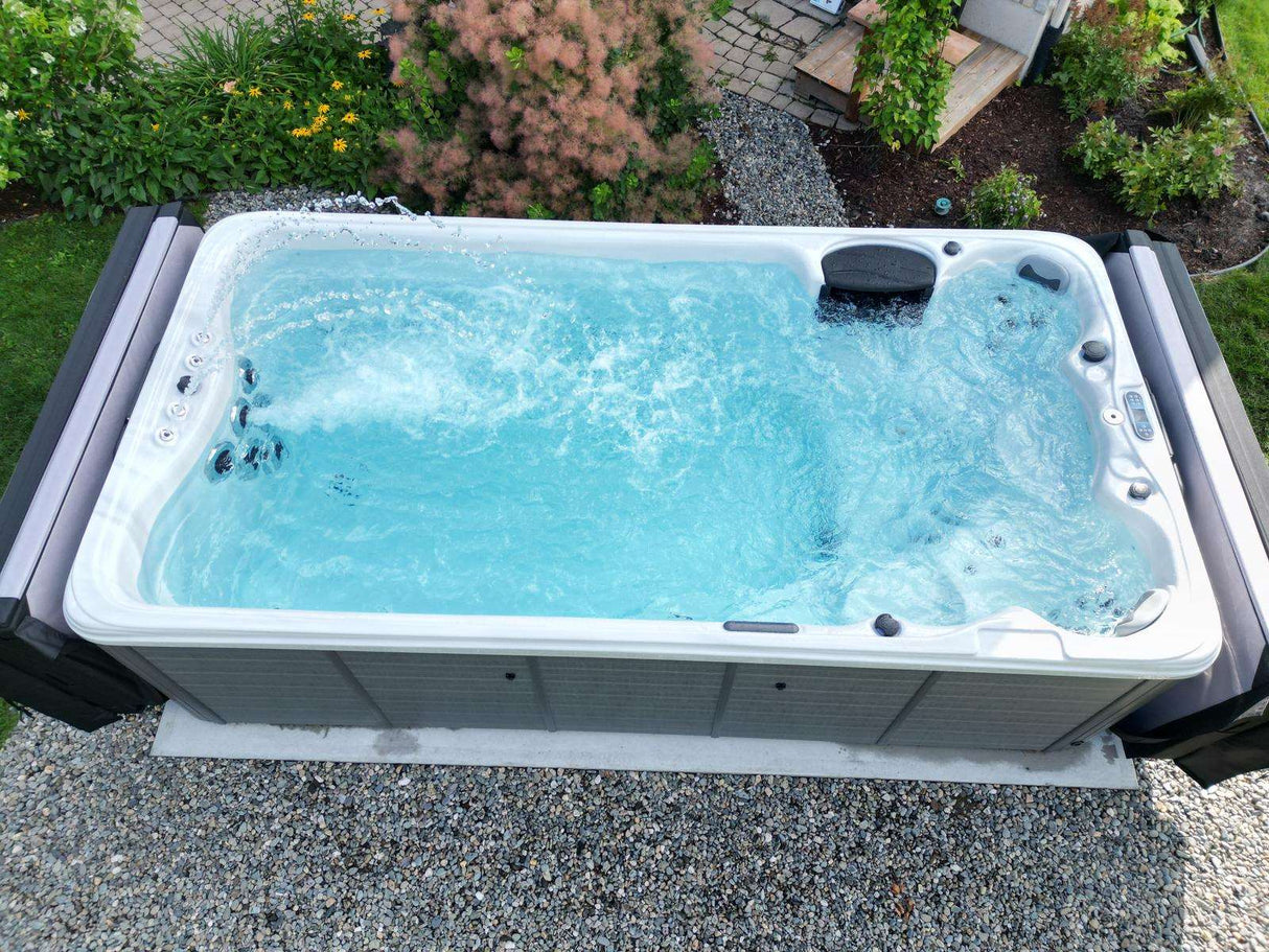 Ares 1200  14ft 4-Person 36-Jet Swim Spa