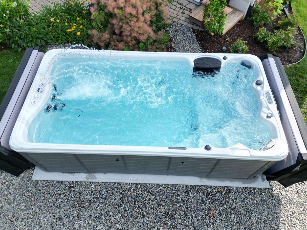 Ares 1200  14ft 4-Person 36-Jet Swim Spa